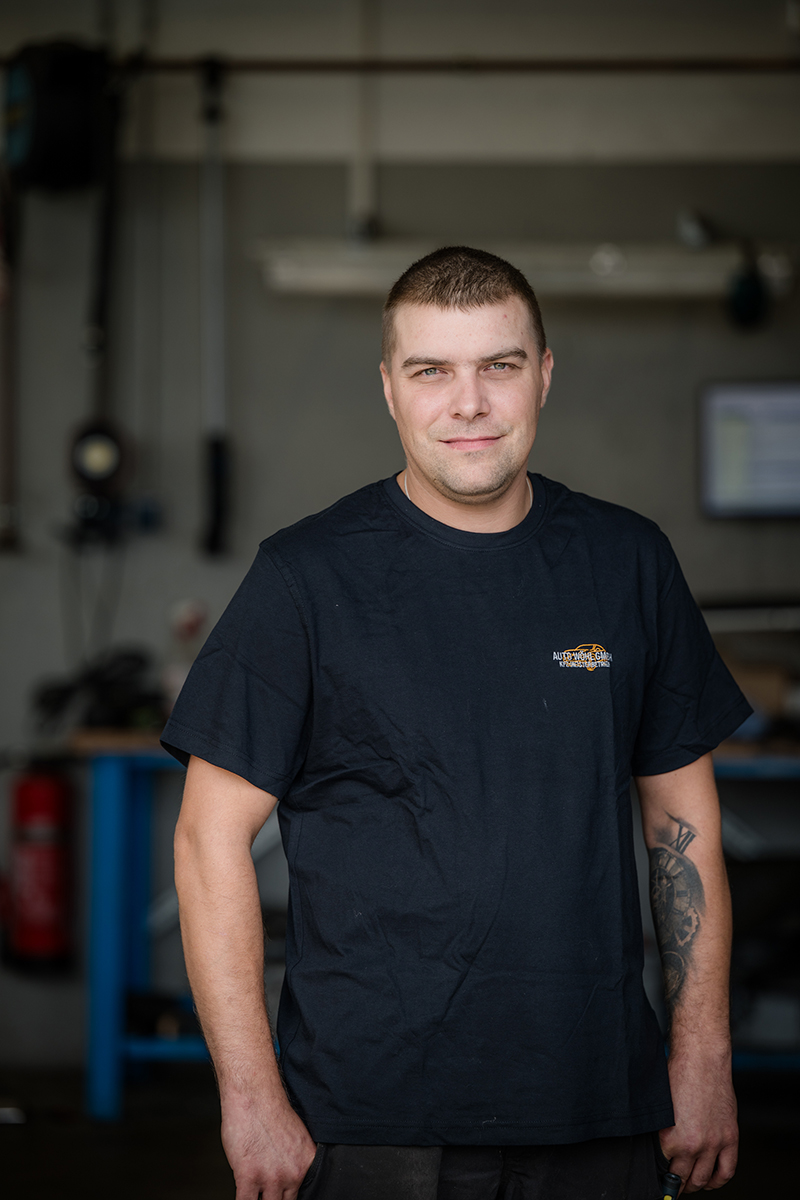 Janis Zalovs, Kfz-Mechatroniker Janis Zalovs, Kfz-Mechatroniker