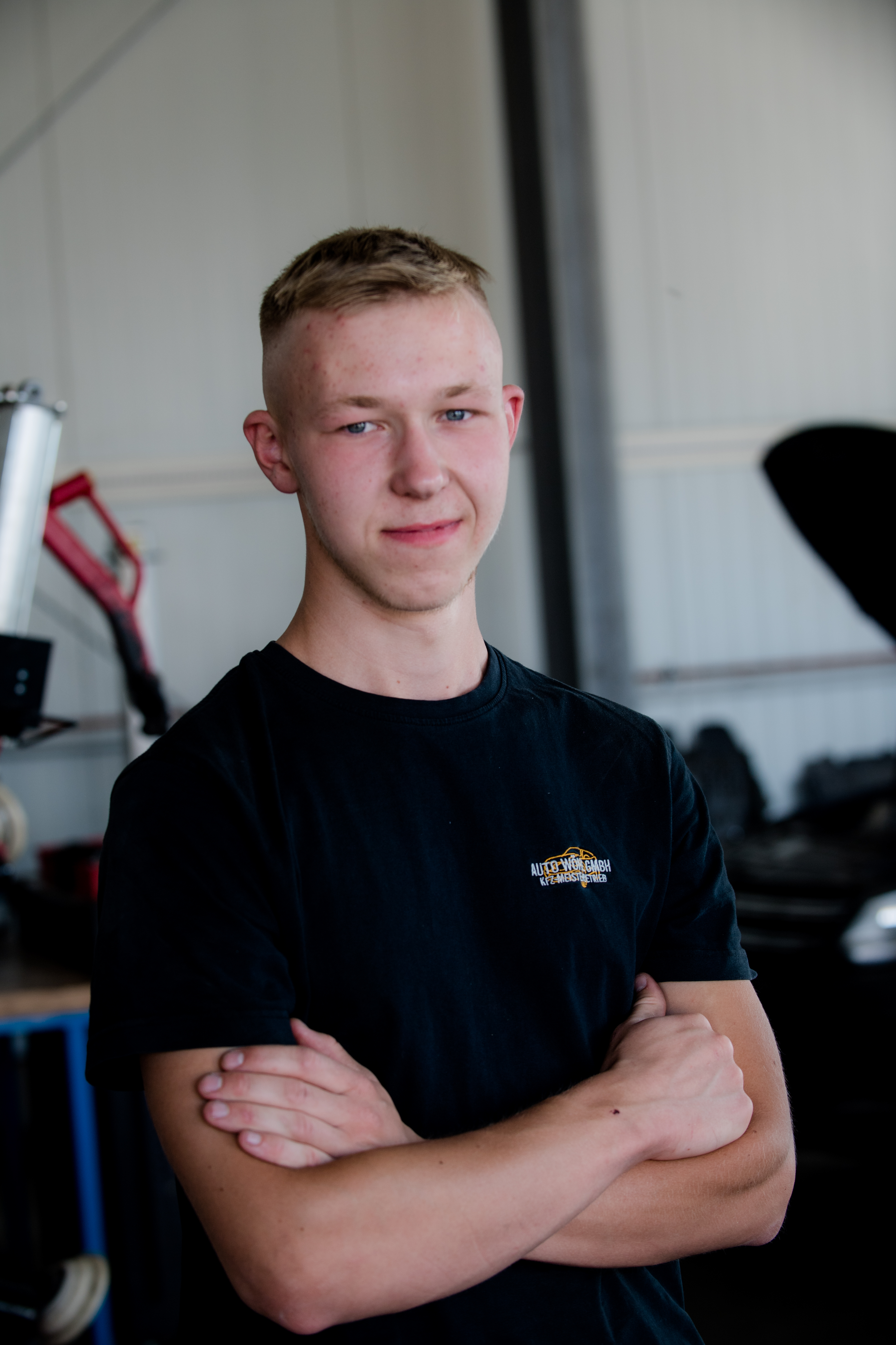Alexander Kari, Kfz-Mechatroniker